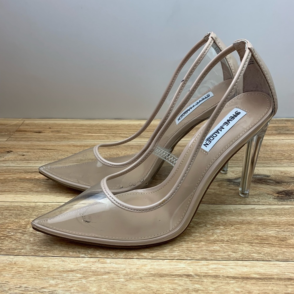 Steve Madden Tamper Pump sz 8